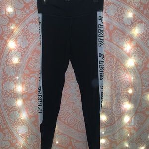 PINK VS Ultimate leggings